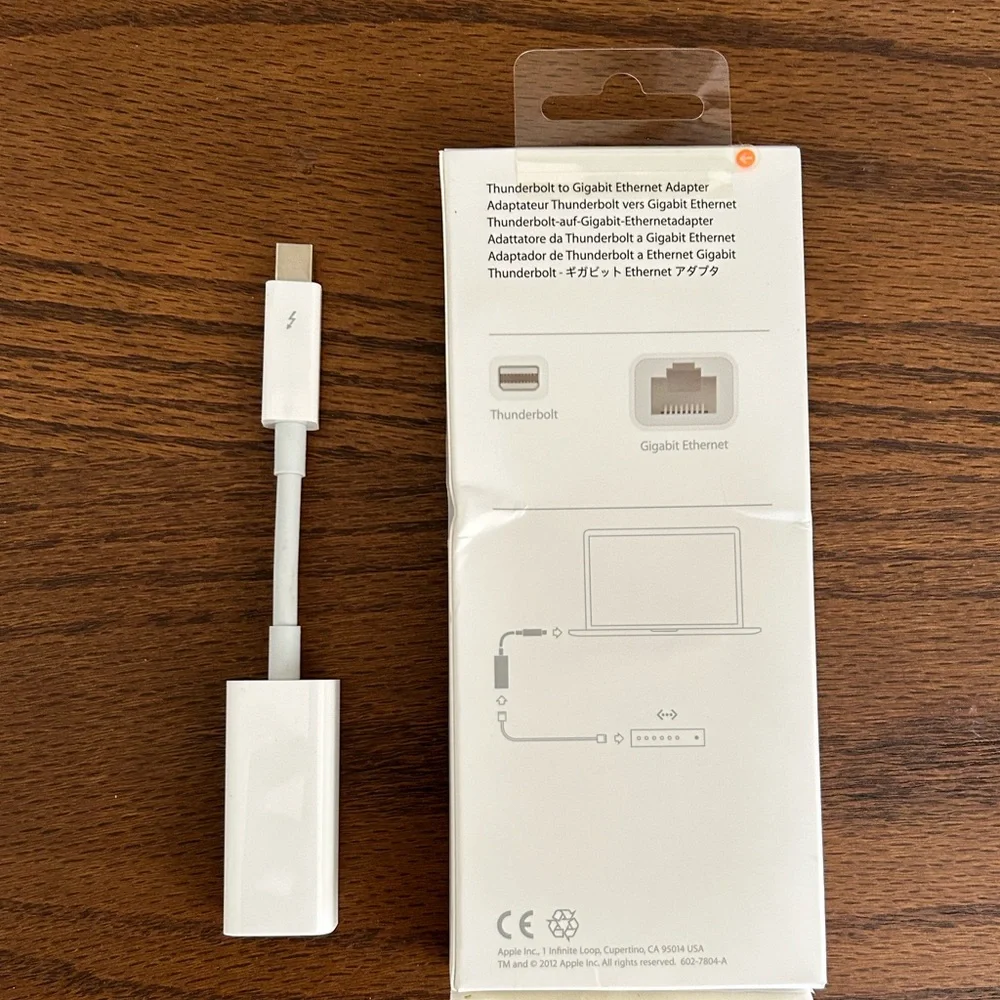 Thunderbolt-to-Gigabit Ethernet Adapter, Apple, New/Opened